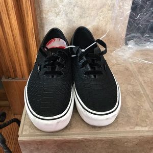 vans platform snakeskin